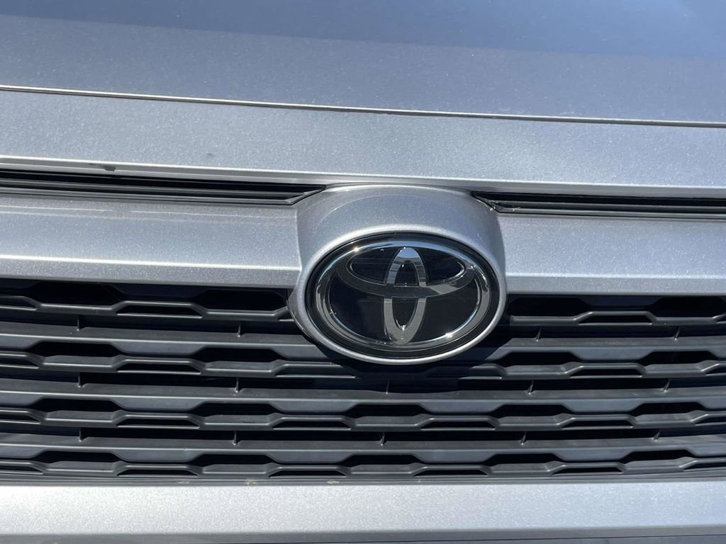 Used 2023 Toyota RAV4 XLE w/ Convenience Package AWD/4WD image 6