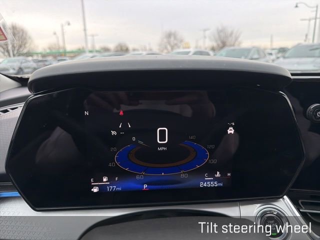 Used 2025 Chevrolet Trax LT w/ LT Convenience Package image 34