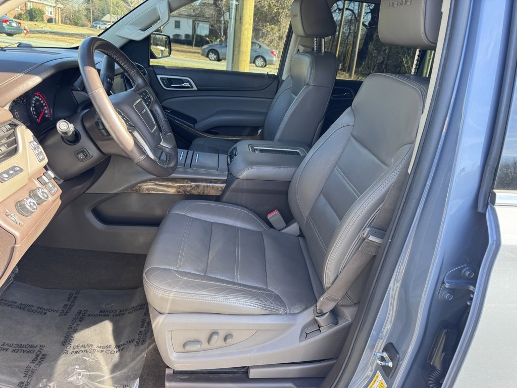 Used 2016 GMC Yukon XL Denali w/ Open Road Package image 24