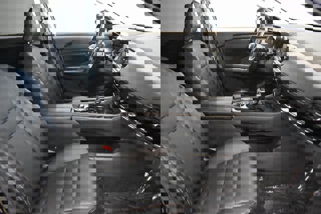 Used 2023 Nissan Rogue SL w/ SL Premium Package image 21