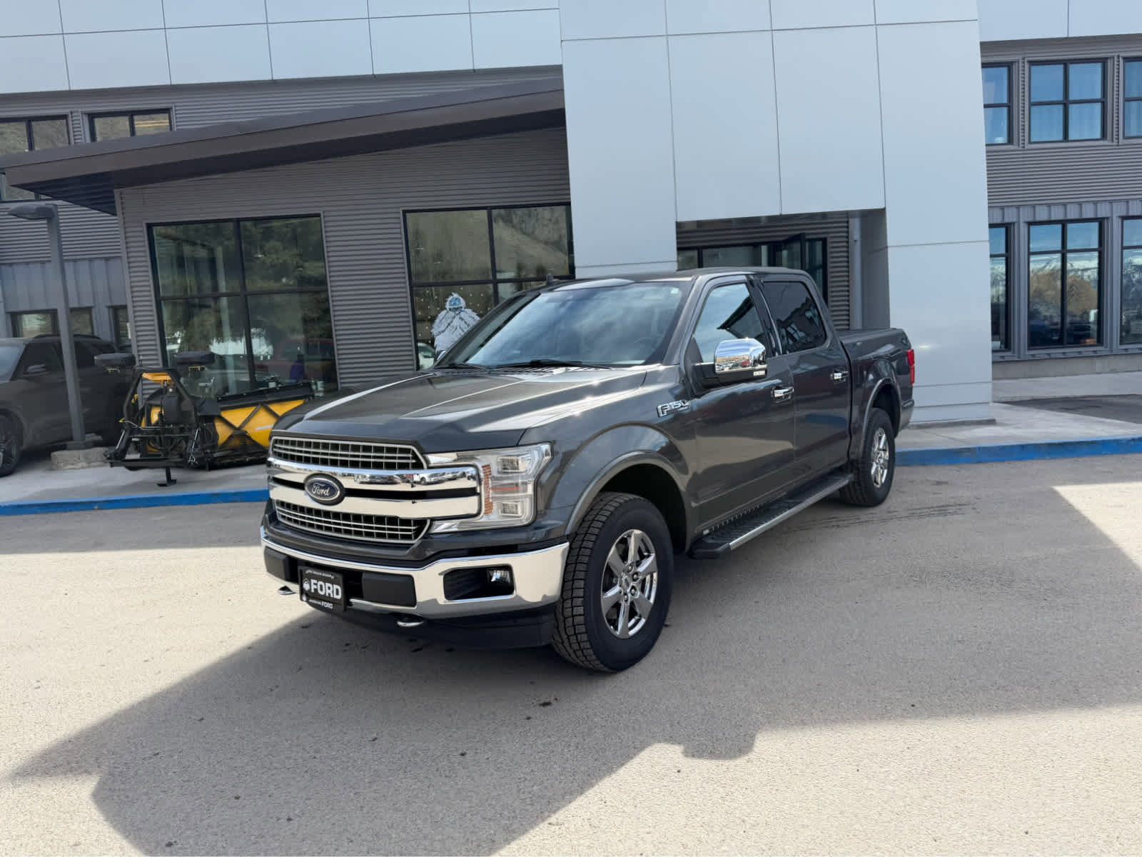 Used 2019 Ford F150 Lariat w/ Equipment Group 502A Luxury image 2