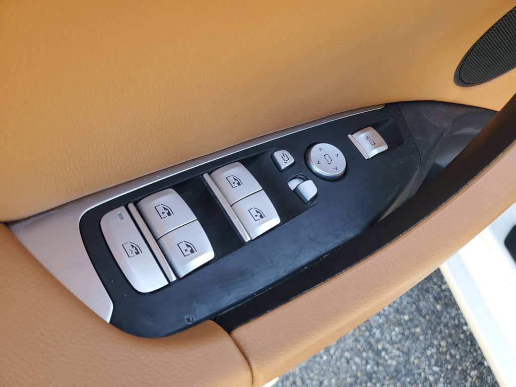 Used 2024 BMW X3 sDrive30i w/ Premium Package RWD image 9