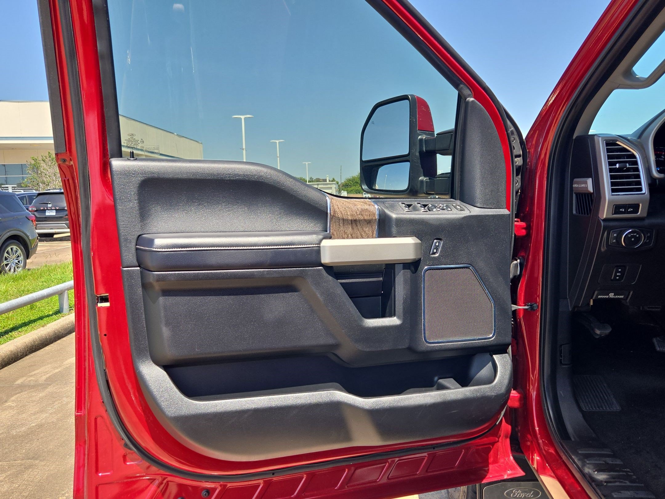 Used 2017 Ford F350 Lariat w/ FX4 Off-Road Package AWD/4WD image 12