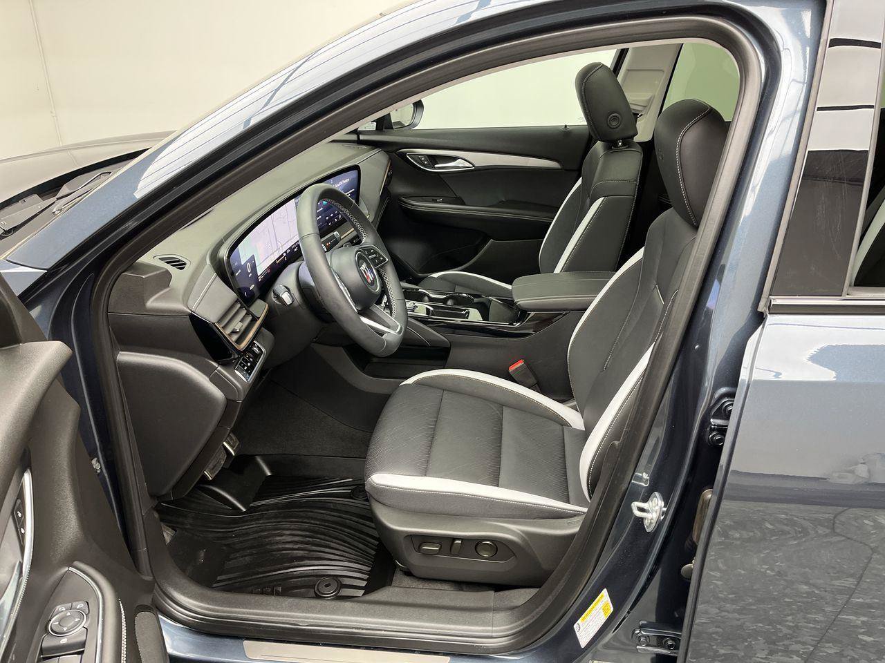 New 2026 Buick Envision Sport Touring AWD/4WD image 3
