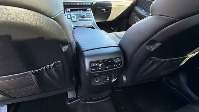 Used 2024 Hyundai Palisade Calligraphy image 21