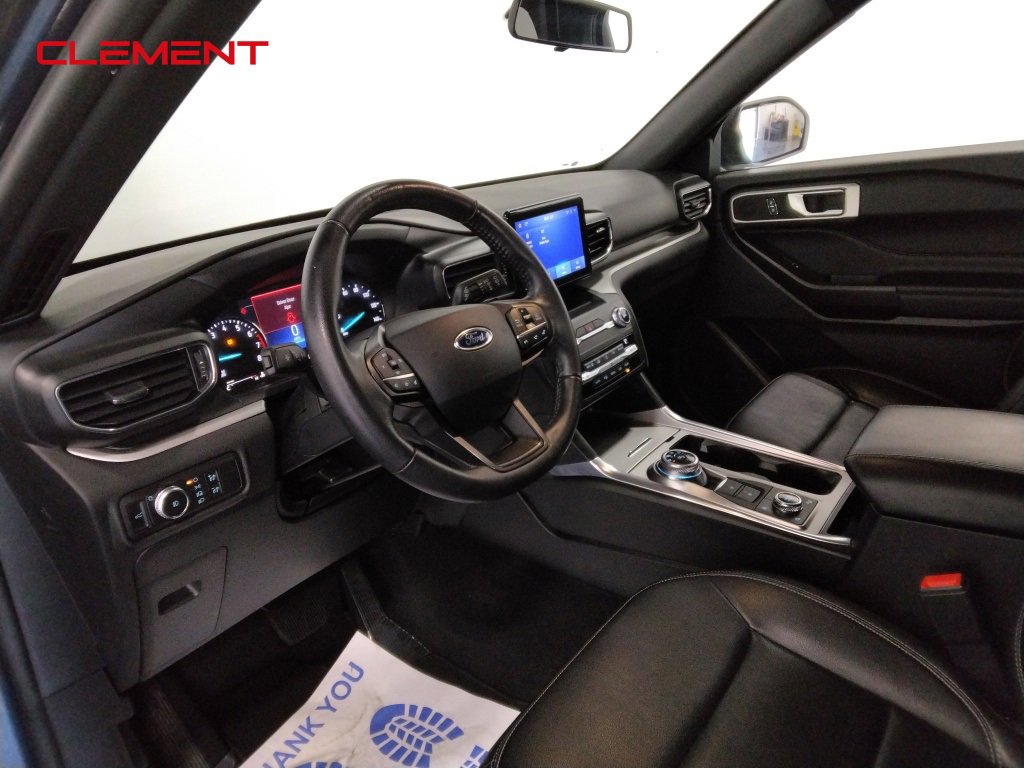 Used 2020 Ford Explorer XLT w/ Equipment Group 202A image 25