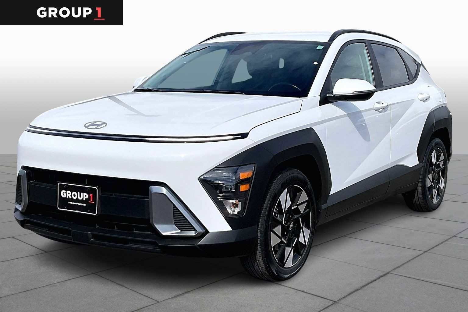 Used 2025 Hyundai Kona SEL FWD image 1