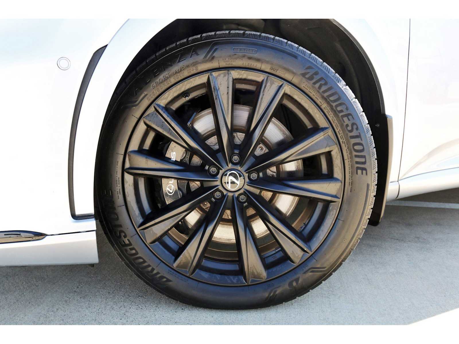 Used 2023 Lexus RX 500h F Sport w/ Accessory Package (2T) image 23