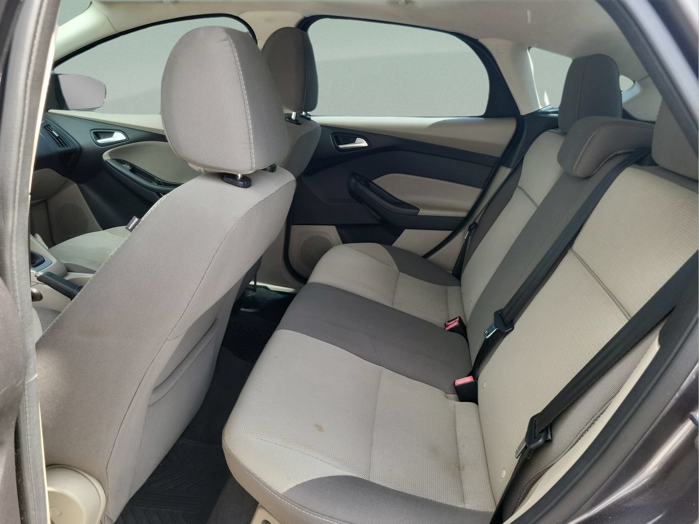 Used 2013 Ford Focus SE w/ Interior Protection Pkg FWD image 16