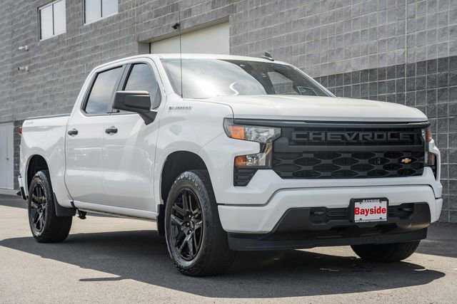 Used 2023 Chevrolet Silverado 1500 Custom AWD/4WD image 2