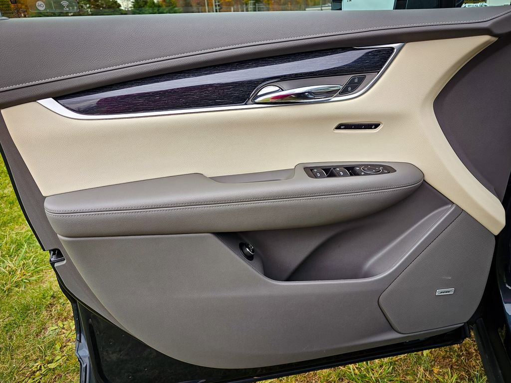 Used 2021 Cadillac XT6 Premium Luxury w/ LPO, Floor Liner Package image 10