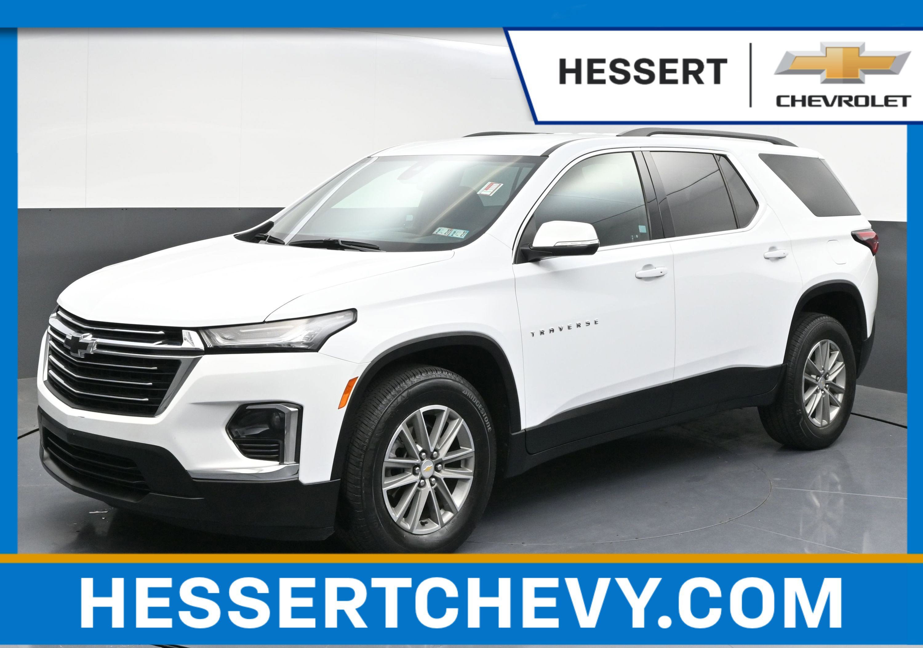 Used 2023 Chevrolet Traverse LT