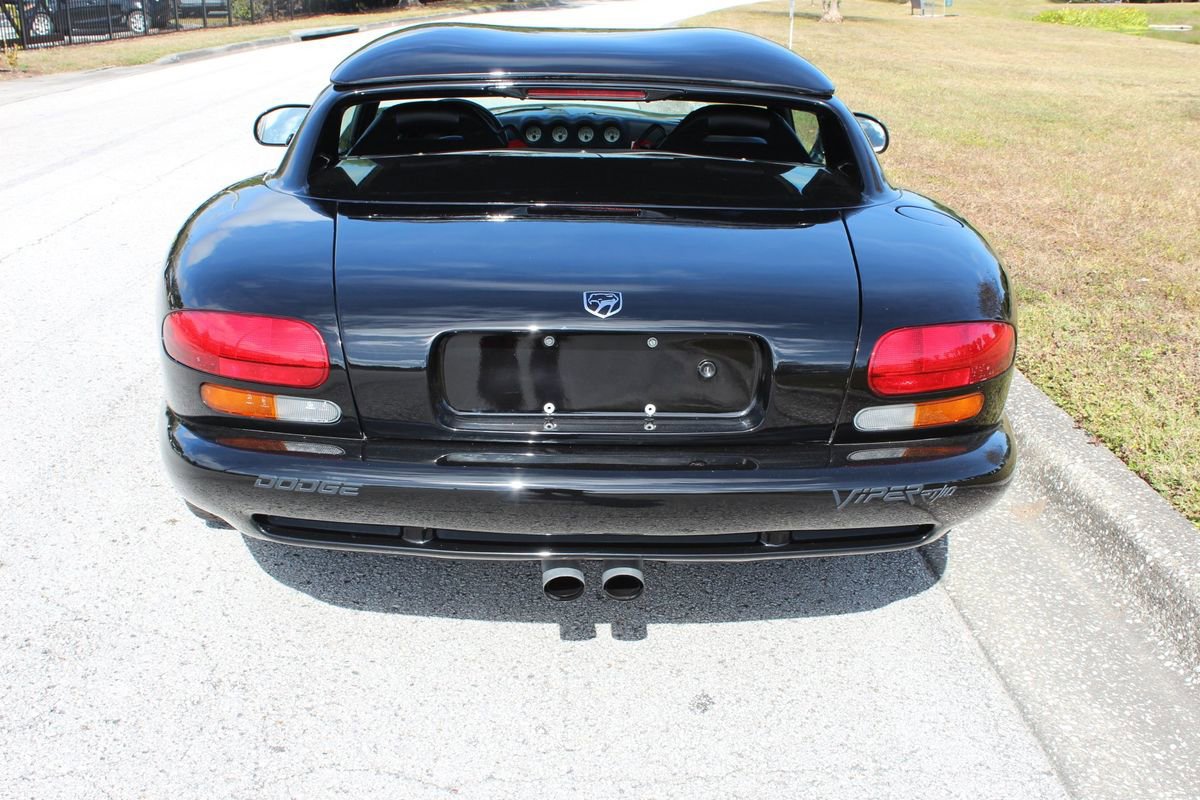 Used 2000 Dodge Viper RT/10 image 8