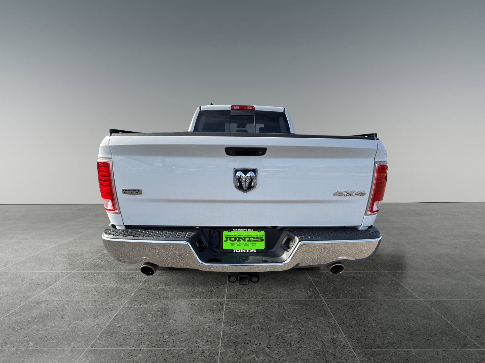 Used 2017 RAM 1500 Laramie w/ Convenience Group AWD/4WD image 5
