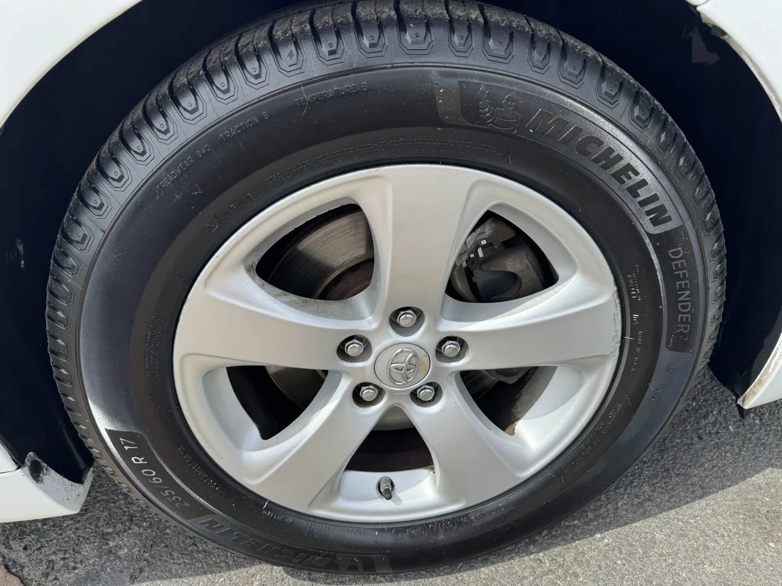 Used 2013 Toyota Sienna LE w/ Towing Pkg FWD image 11