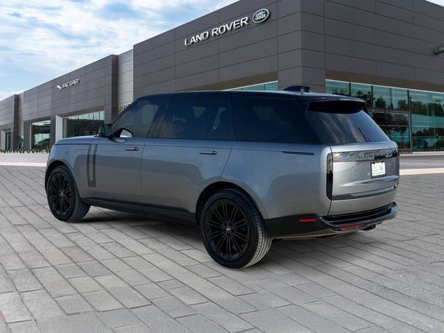 Certified 2024 Land Rover Range Rover Long Wheelbase SE AWD/4WD image 3