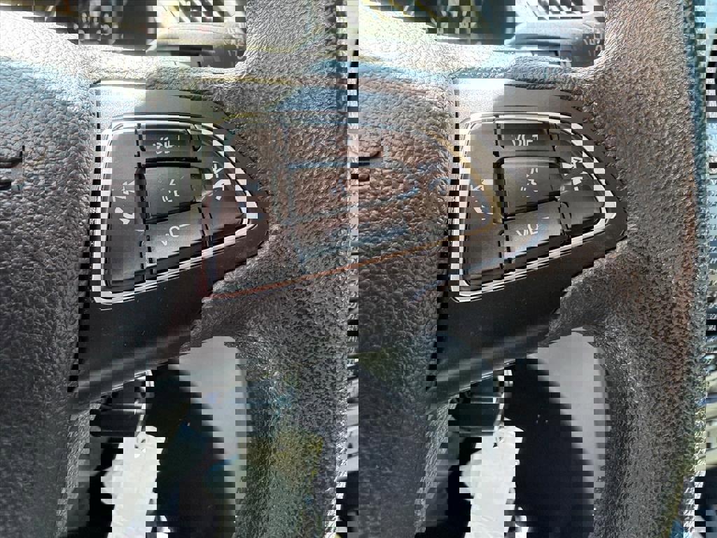 Used 2018 Ford Escape SE w/ SE Sync 3 Package image 10