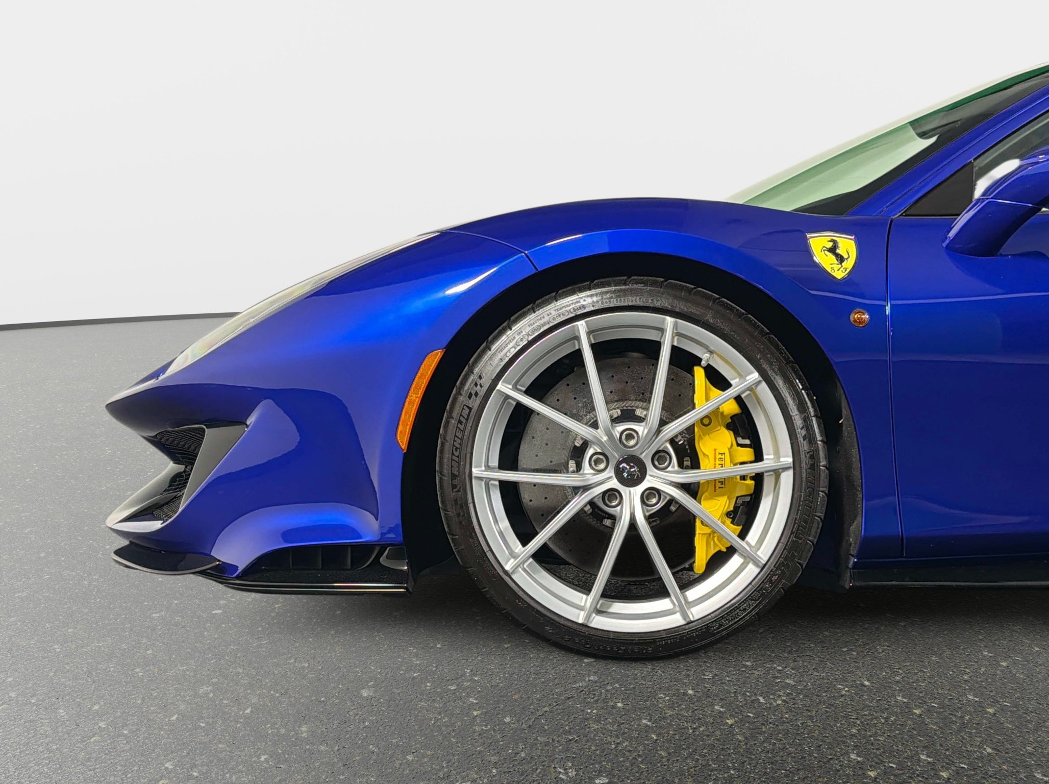 Used 2020 Ferrari 488 Pista Coupe RWD image 19