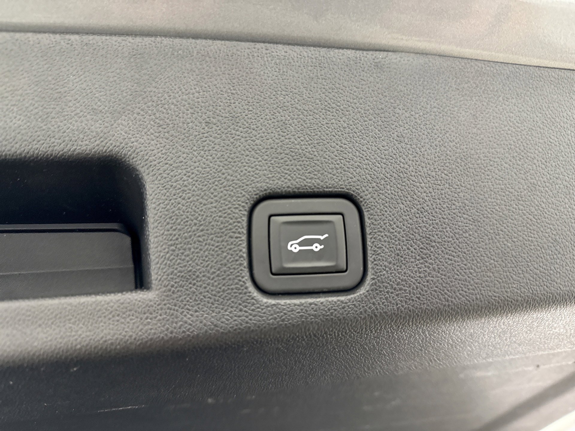 Used 2024 Chevrolet Traverse RS AWD/4WD image 26