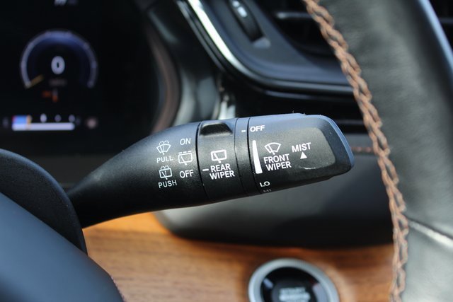 Used 2022 Jeep Grand Cherokee Summit image 19