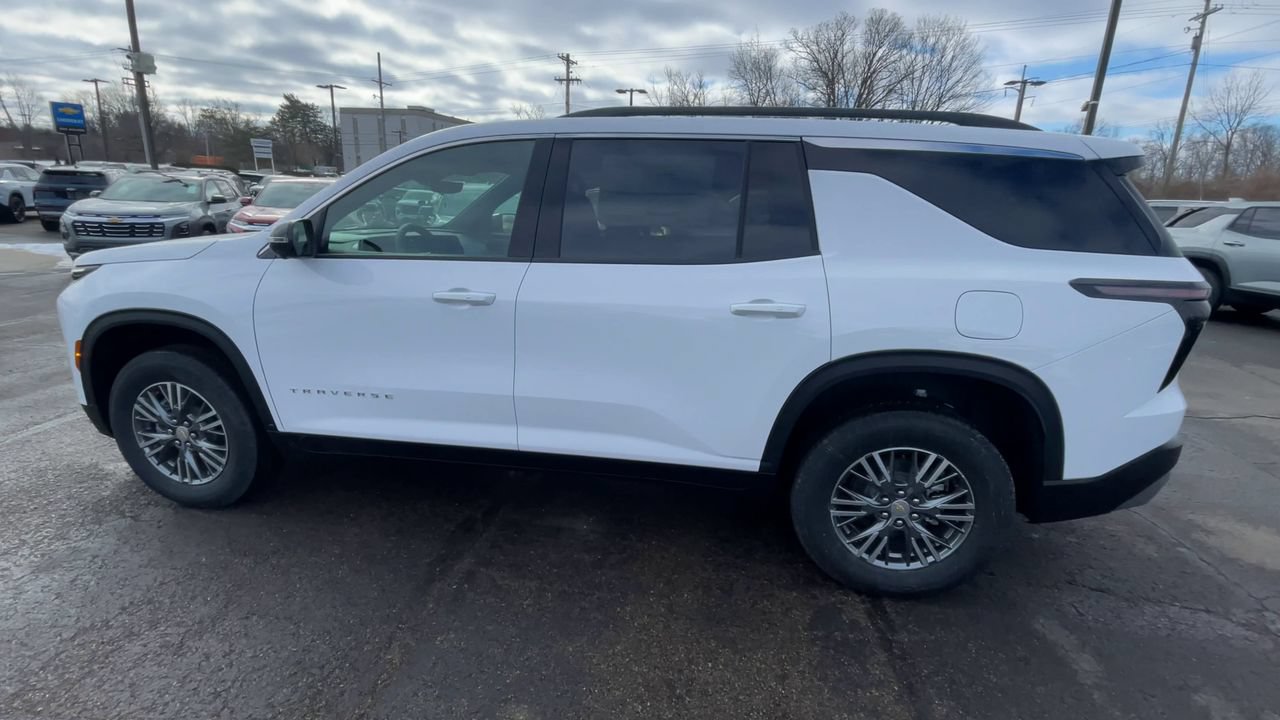New 2026 Chevrolet Traverse LT w/ Driver Confidence Package FWD image 55