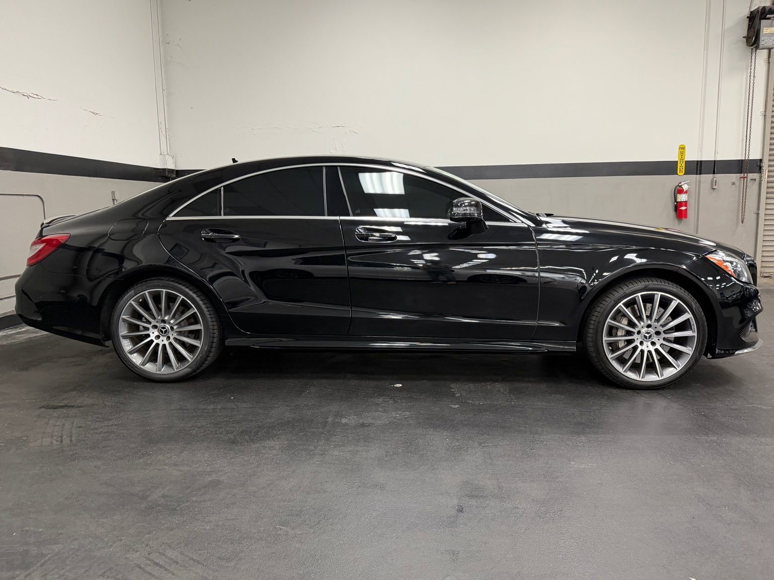 Used 2017 Mercedes-Benz CLS 550 image 5