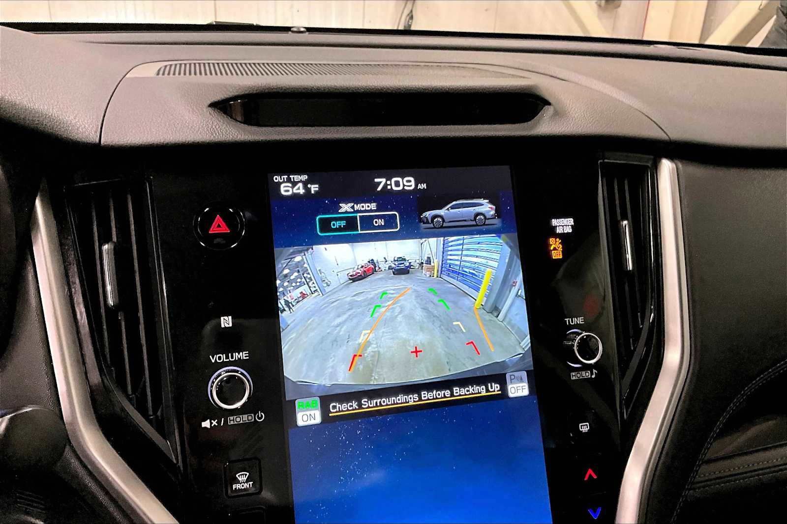 Certified 2025 Subaru Outback Limited image 30