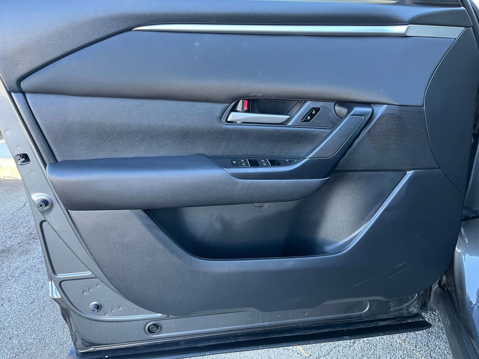 Used 2025 MAZDA CX-50 AWD 2.5 S w/ Select Package image 18