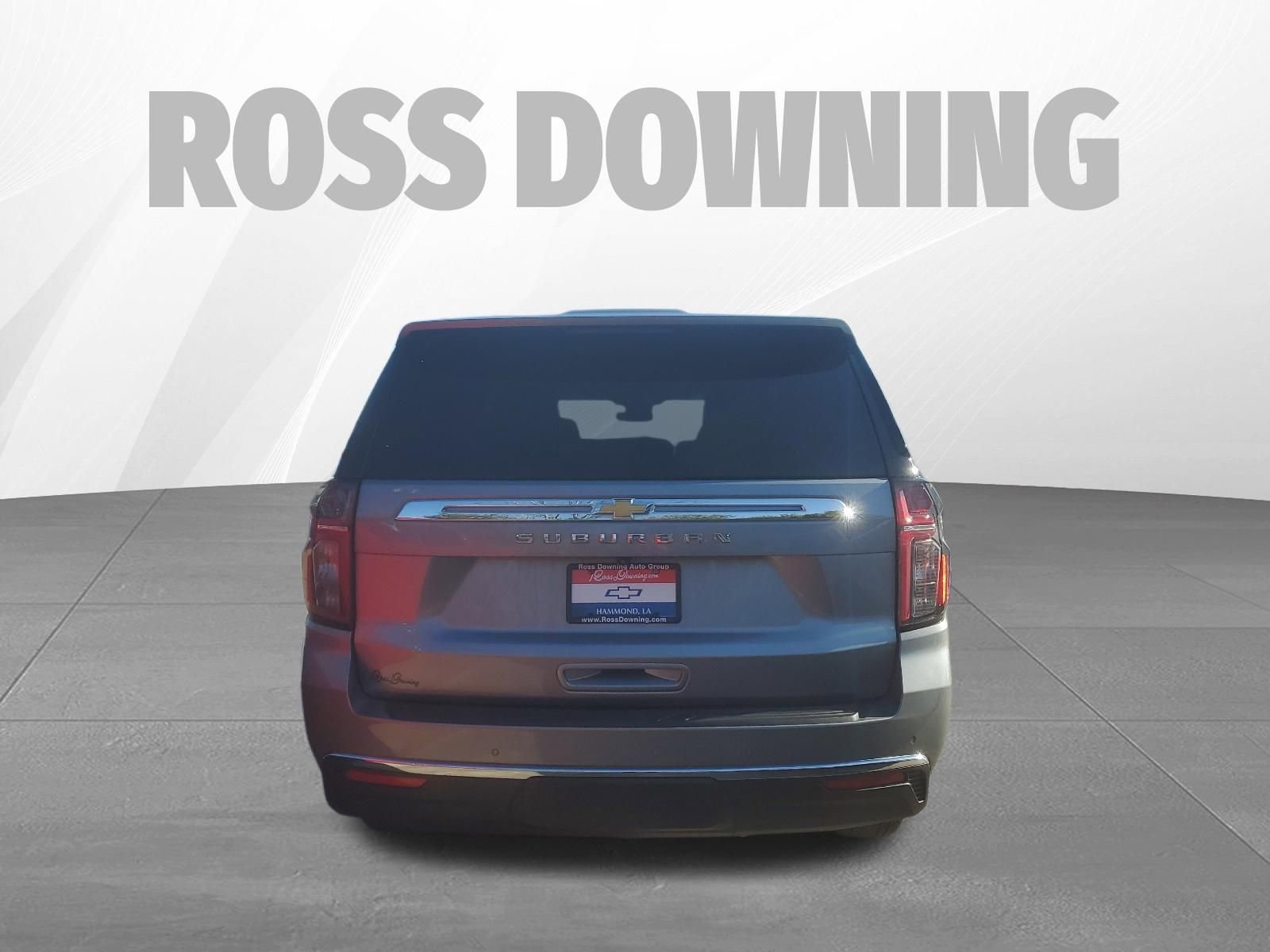 Used 2024 Chevrolet Suburban LS RWD image 5