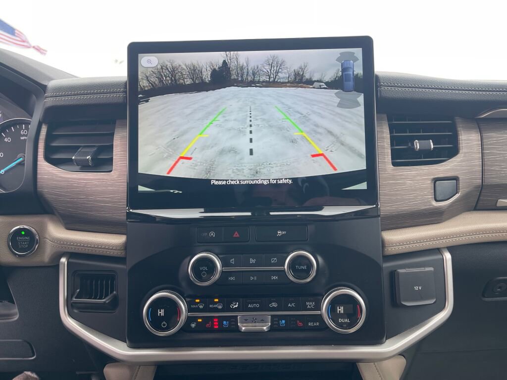 Used 2024 Ford Expedition Max Limited image 11