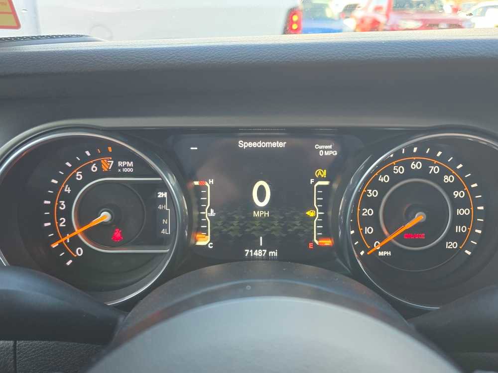 Used 2018 Jeep Wrangler Unlimited Sport w/ Technology Group image 7