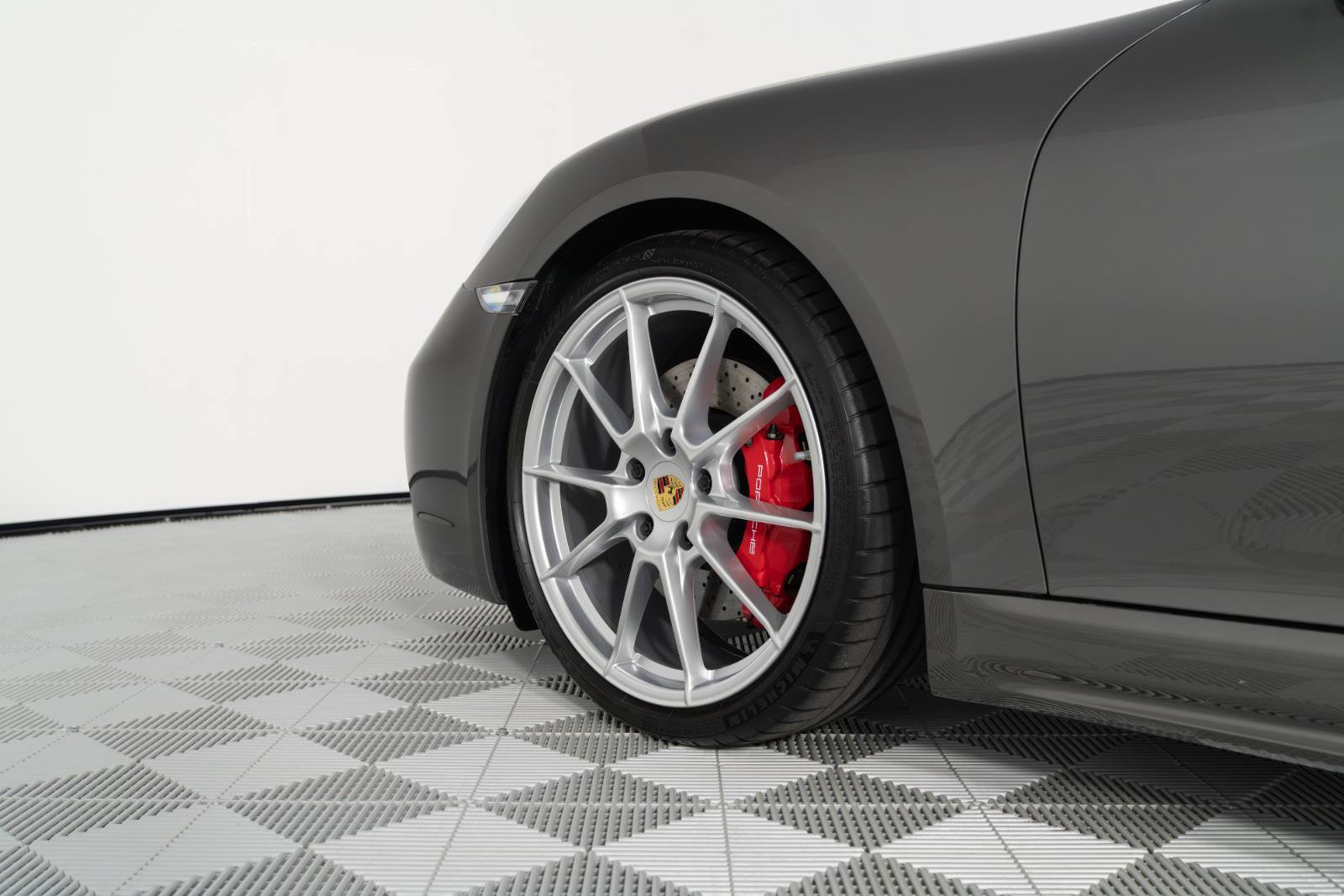 Used 2024 Porsche 718 Cayman GTS RWD image 17
