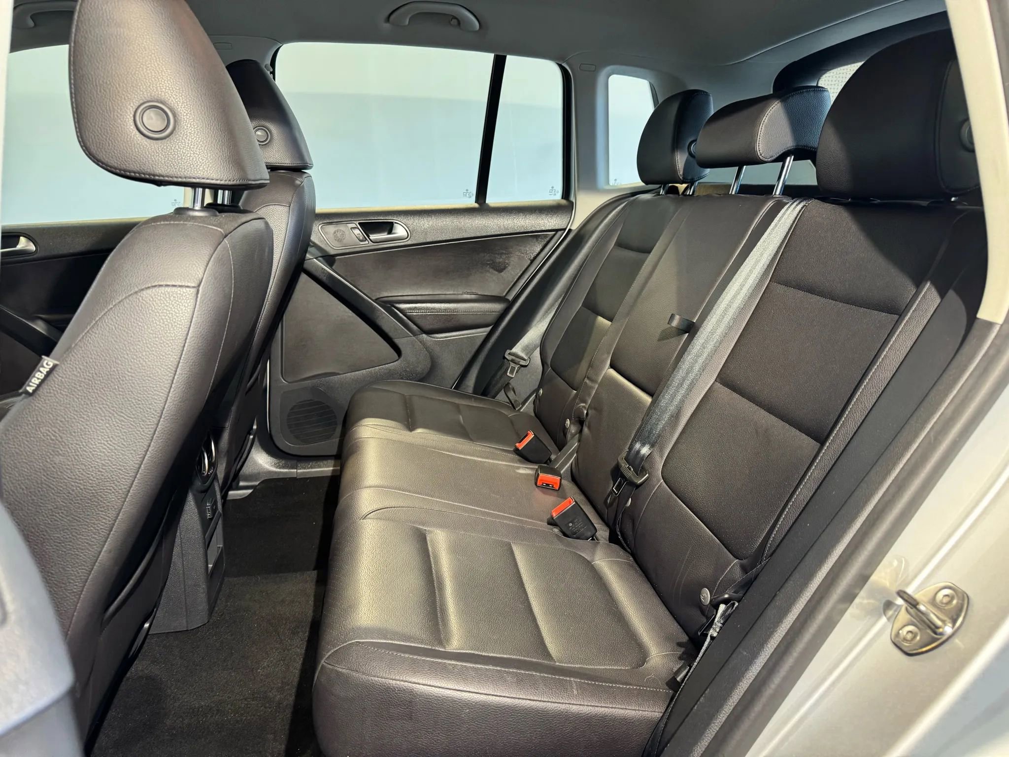 Used 2016 Volkswagen Tiguan S AWD/4WD image 26