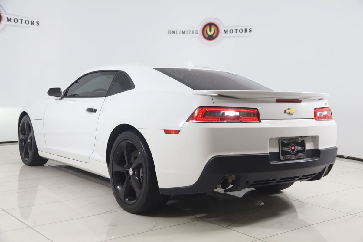 Used 2014 Chevrolet Camaro SS w/ RS Package RWD image 4