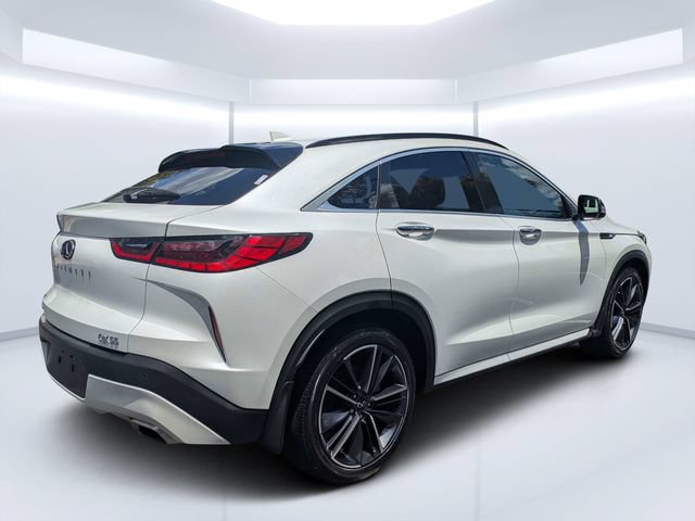 Used 2023 INFINITI QX55 Essential AWD/4WD image 3