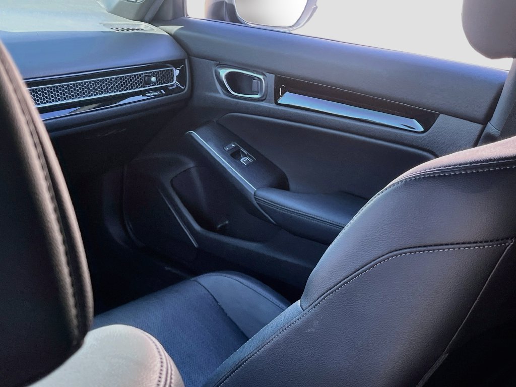 Used 2025 Honda Civic Sport Touring image 25