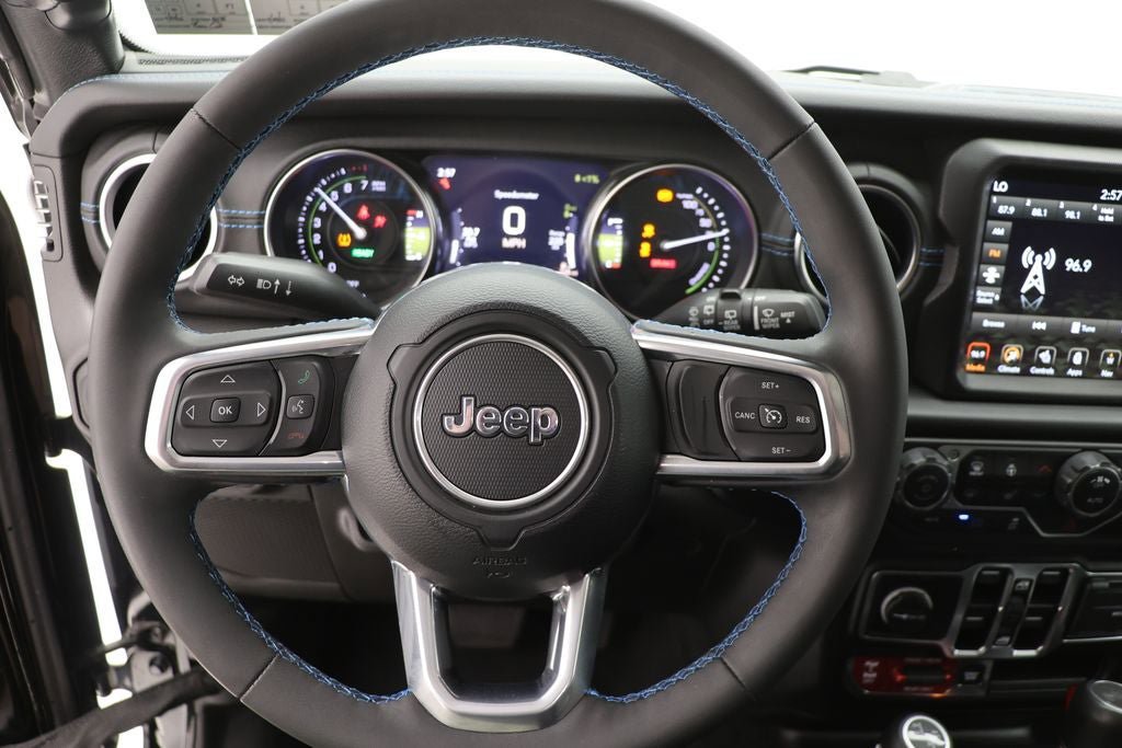 Used 2023 Jeep Wrangler Unlimited Rubicon 4xe w/ Cold Weather Group AWD/4WD image 18