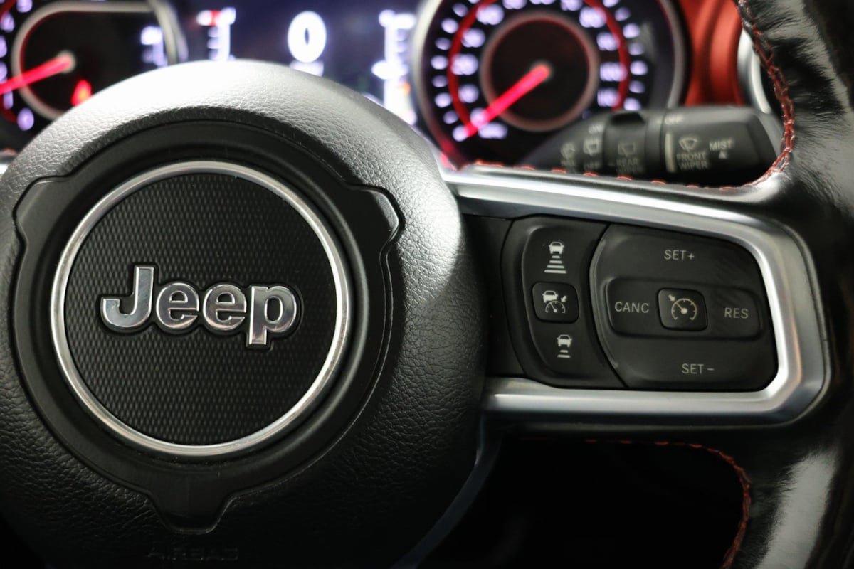 Used 2021 Jeep Wrangler Unlimited Rubicon AWD/4WD image 27
