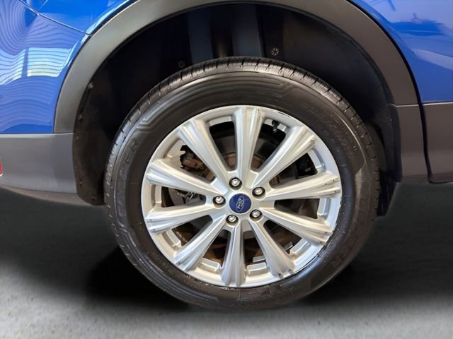 Used 2017 Ford Escape Titanium image 36