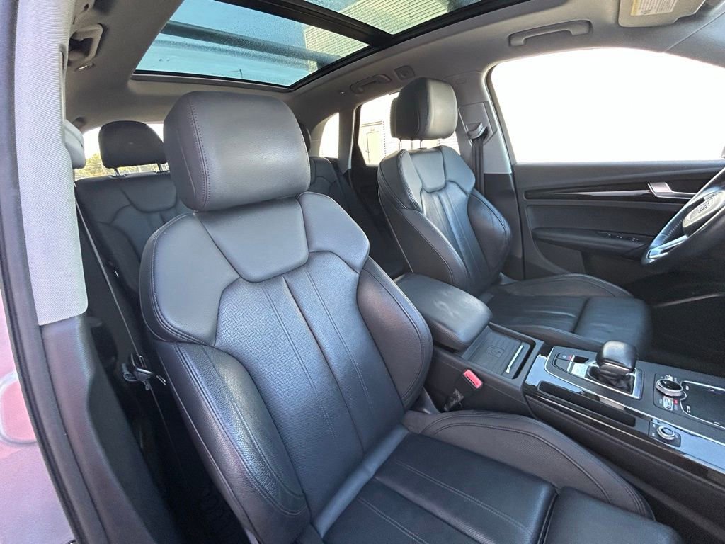 Used 2019 Audi Q5 2.0T Premium Plus w/ Premium Plus Package image 44