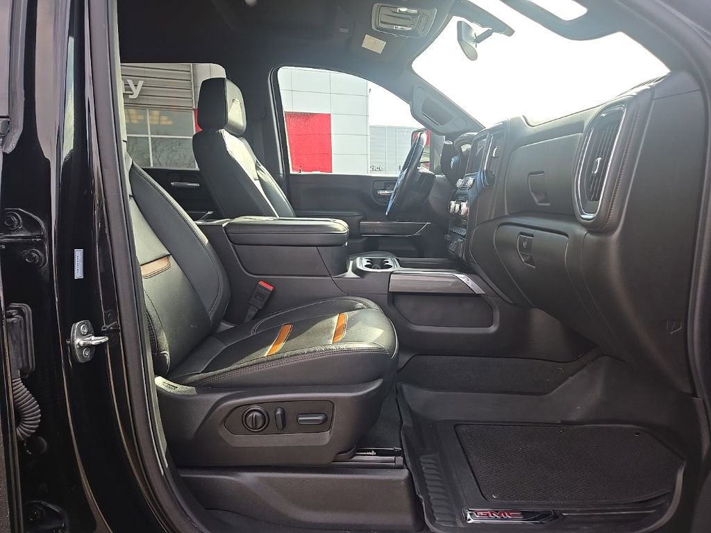 Used 2022 GMC Sierra 2500 AT4 w/ Gooseneck/5TH Wheel Package image 28