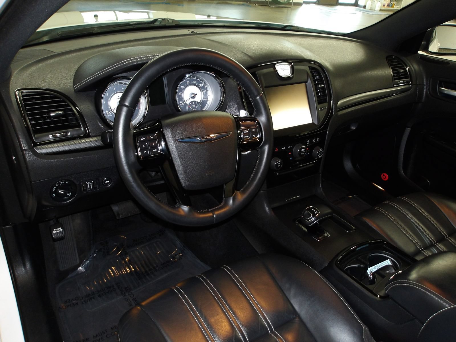 Used 2014 Chrysler 300 S AWD/4WD image 7