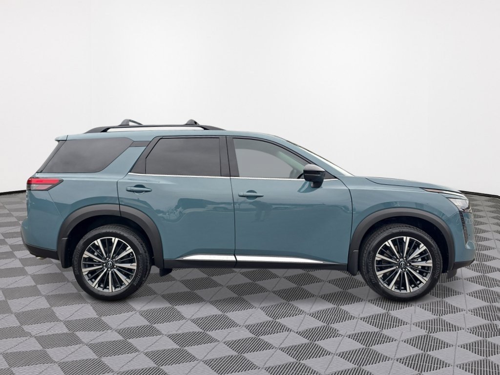 New 2026 Nissan Pathfinder Platinum AWD/4WD image 6