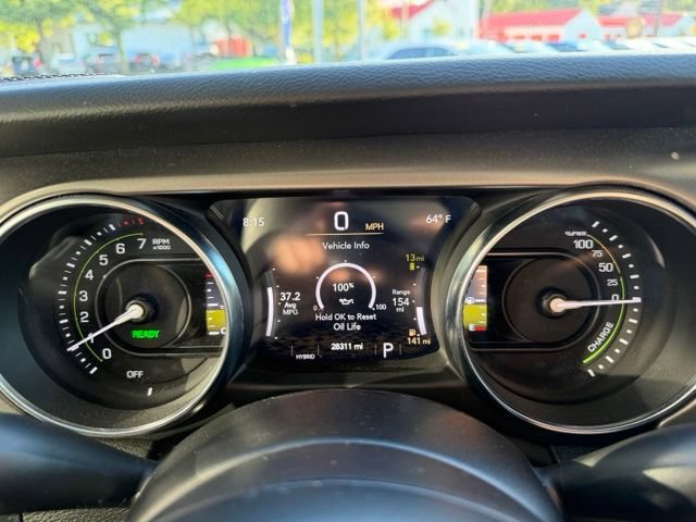 Used 2023 Jeep Wrangler Unlimited w/ Cold Weather Group AWD/4WD image 35