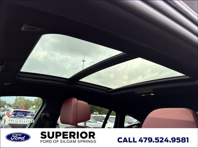 Used 2022 BMW X6 xDrive40i w/ M Sport Package AWD/4WD image 19
