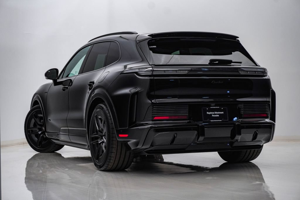 New 2026 Porsche Cayenne Turbo AWD/4WD image 3