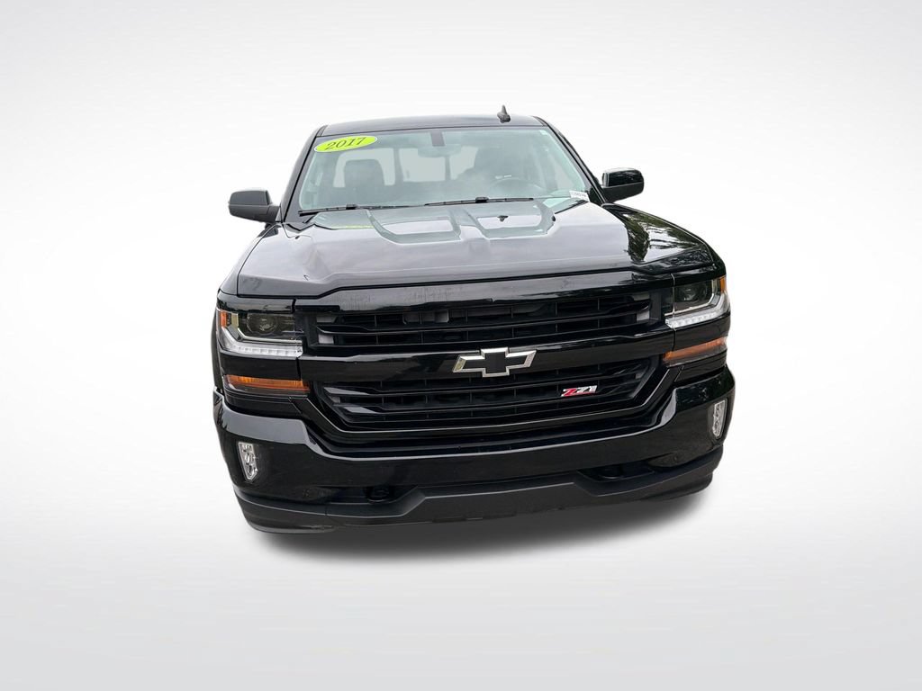 Used 2017 Chevrolet Silverado 1500 LT w/ Midnight Edition AWD/4WD image 9