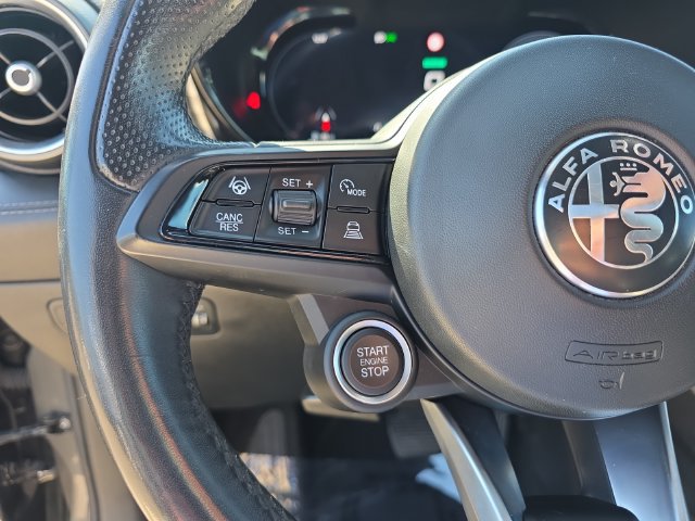 Used 2024 Alfa Romeo Tonale Ti AWD/4WD image 21