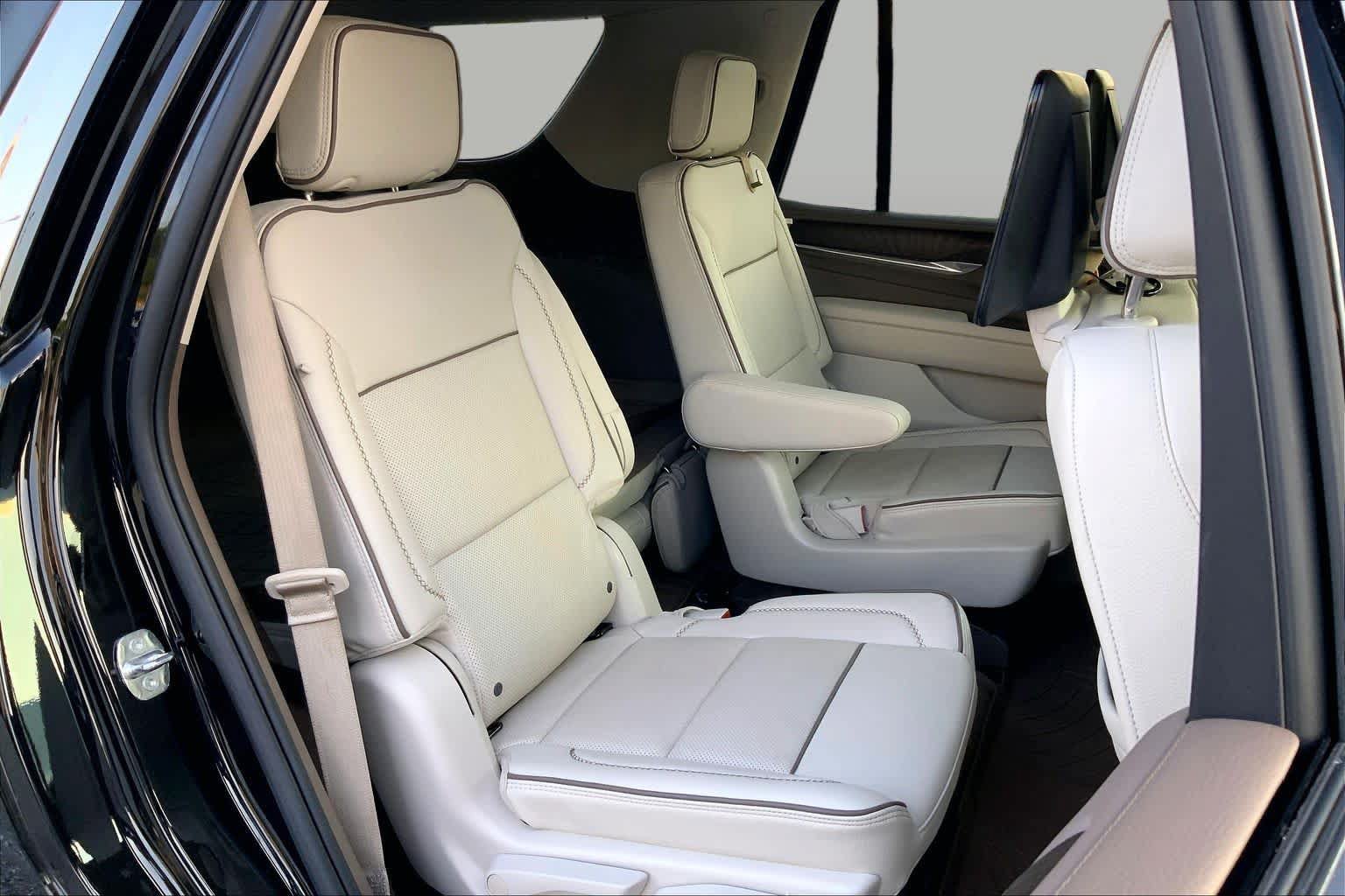 Used 2024 GMC Yukon Denali w/ Max Trailering Package AWD/4WD image 19