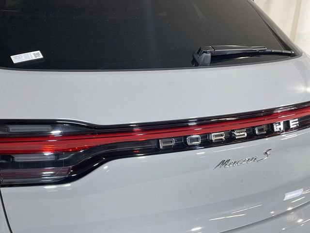 Certified 2026 Porsche Macan S AWD/4WD image 12
